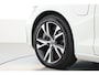 Volvo V60 2.0 T6 Recharge AWD R-Design Expression | Stoel- Stoelverwarming | Trekhaak | Apple Carplay |