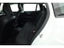 Volvo V60 2.0 T6 Recharge AWD R-Design Expression | Stoel- Stoelverwarming | Trekhaak | Apple Carplay |