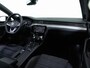 Volkswagen Passat GTE 1.4 TSI 218 PL PHEV Highline | LED matrix IQ | Panoramadak | Trekhaak | 360 Camera | Navigatie PRO |