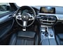 BMW 5-Serie Touring 520d M sport M-pakket Pano Head-up Adaptief cruise