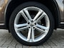 Volkswagen Tiguan 1.4 TSI R-Line Edition / Trekhaak (1800 KG) / Keyless / Parkeerhulp / Stoelverwarming / Navigatie / 19'' LM