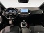 Kia Ceed 1.5 T-GDi GT-Line | Apple Carplay/ Android auto | Stoel + Stuurverwarming | Elektrisch bedienbaar Schuif/ Kanteldak | Parkeersensoren Voor + Achter | Licht + Regensensor | Dodehoekdetectie | Rijstrooksensor + Correctie | 17"Lichtmetalen Velgen | Keyless Entry + Keyless Start