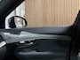 Volvo XC90 T8 AWD Recharge Inscription | Luchtvering | Trekhaak | Harman Kardon | Schuifdak | Head- Up Display | Adaptieve Cruise Control | Standkachel met Volvo On Call App | Stoelverwarming voor+achter | Stuurwielverwarming | 22 Inch | Parkeercamera | Full LED Mee