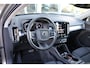 Volvo XC40 T2 Automaat Momentum Business | Trekhaak | Adapt. Cruise | Verw. Stoel & stuurwiel | Camera | DAB