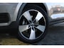 Volvo XC40 T2 Automaat Momentum Business | Trekhaak | Adapt. Cruise | Verw. Stoel & stuurwiel | Camera | DAB