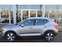 Volvo XC40 T2 Automaat Momentum Business | Trekhaak | Adapt. Cruise | Verw. Stoel & stuurwiel | Camera | DAB