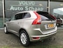 Volvo XC60 2.0 D3 5-cil. Summum Automaat | Rijklaar incl garantie | Panorama dak Trekhaak Camera Xenon meesturend