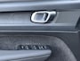 Volvo XC40 2.0 B3 Essential / elek. trekhaak / Stoel- en stuurverwarming / cruise control / all season / carplay /