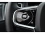 Volvo XC60 2.0 T8 Plug-in hybrid AWD Ultra Dark | Luchtvering | Massage | B&W audio | HUD | elek. Trekhaak | Stoelventi. | 360 camera |