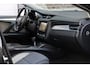 Toyota Avensis Touring Sports 1.8 VVT-i Dynamic + PDC V+A + trekhaak