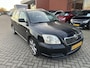 Toyota Avensis Wagon 2.0 VVTi Linea Luna