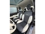 Fiat 500 70pk Hybrid Dolcevita (Automatische Airco - Navigatie - 16" velgen - Panoramadak - Apple Carplay - Parkeersensoren - Leder/stof))