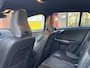 Volvo V60 2.0 T3 R-Design Xenon Cruise Climate Navi 18''