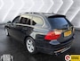 BMW 3-Serie Touring 325i High Executive Pano youngtimer