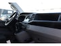 Volkswagen Transporter 2.0 TDI L2H1 Bulli Edition Adaptieve Cruise, Camera, Carplay, LED, Stoelverwarming, Trekhaak, Multimedia, 150pk, Automaat, Standkachel, Uniek!