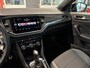 Volkswagen T-Roc 1.5 TSI R-Line*Sport*NAP*1ste eigenaar*Dealer onderhoud*Trekhaak*Led*