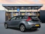 Volvo V40 T3 A/T Nordic+ | 16" | LED koplampen | Navigatie | Stoelverwarming | Parkeerverwarming | Voorruitverwarming | Parkeersensoren achter | Half leder | Climate Control