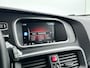 Volvo V40 T3 A/T Nordic+ | 16" | LED koplampen | Navigatie | Stoelverwarming | Parkeerverwarming | Voorruitverwarming | Parkeersensoren achter | Half leder | Climate Control