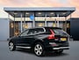 Volvo XC60 T8 Recharge Plus | 19" Allseason | 360 Camera | Harman Kardon | Trekhaak | Full LED | Getint glas | Panoramadak | Elektr. verst. stoelen | Adaptieve cruise | BLIS | Stoel/stuur/achterbankverwarming
