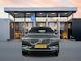 Volvo XC60 T8 Recharge Inscription | 20" | Luchtvering | Harman Kardon | Trekhaak | Panoramadak | Full LED | Stoel/stuurverwarming | Parkeerverwarming | Adaptieve Cruise | BLIS | Parkeercamera