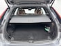 Volvo XC60 T8 Recharge Inscription | 20" | Luchtvering | Harman Kardon | Trekhaak | Panoramadak | Full LED | Stoel/stuurverwarming | Parkeerverwarming | Adaptieve Cruise | BLIS | Parkeercamera