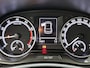Skoda Fabia 1.0 Ambition 95pk | Trekhaak | Airco | Navigatie via Apple Carplay/Android Auto | Parkeersensoren Achter | LED | Lichtmetalen Velgen 15" |