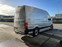 Volkswagen Crafter 2.0 TDI 140pk L3H3 | BPM-vrij | DAB | All Seasonbanden | Navigatie | Trekhaak | Sidebars | Betimmering | Camera