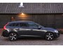 Volvo V60 1.6 D2 Momentum Navigatie/Parkeersensor/18"inch lmv/Apk 11-2026