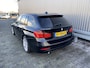 BMW 3-Serie Touring 316i High Executive iDrive, Navi, Clima, CC, Elc.Kofferklep, PDC, LM, – Inruil Mogelijk –