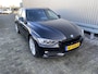 BMW 3-Serie Touring 316i High Executive iDrive, Navi, Clima, CC, Elc.Kofferklep, PDC, LM, – Inruil Mogelijk –