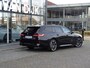 BMW 5-Serie Touring 520i M Sportpakket Elek.Trekhaak Pano.Dak Driv.Ass. Plus Stoelventilatie Live Cockpit Pro. Head-up Harman-Kardon 19" LM Velgen