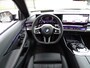 BMW 5-Serie Touring 520i M Sportpakket Elek.Trekhaak Pano.Dak Driv.Ass. Plus Stoelventilatie Live Cockpit Pro. Head-up Harman-Kardon 19" LM Velgen