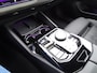 BMW 5-Serie Touring 520i M Sportpakket Elek.Trekhaak Pano.Dak Driv.Ass. Plus Stoelventilatie Live Cockpit Pro. Head-up Harman-Kardon 19" LM Velgen