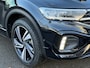 Volkswagen T-Roc 1.5 TSI 150pk DSG R-Line | Camera | Keyless | Elek. Achterklep | Dode hoek | Rijklaar incl. 1 jaar Bovag garantie
