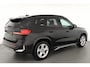 BMW X1 sDrive18iA xLine ** ADAPT. LED, LEDER, PANORAMA, TREKH, ADAPT. CRUISE, ACT. SPORTST ** 1e EIG - Ex BMW-AG - UNFALLFREI ** ** INFORMEER OOK NAAR ONZE AANTREKKELIJKE FINANCIAL-LEASE TARIEVEN **