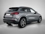 Mercedes-Benz GLA 180 Business Solution AMG | Nightpakket | Trekhaak | Smartphone Integratie | Panoramaschuifdak | Stoelverwarming | Multibeam LED | Keyless-Go comfortpakket |