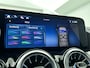 Mercedes-Benz GLA 180 Business Solution AMG | Nightpakket | Trekhaak | Smartphone Integratie | Panoramaschuifdak | Stoelverwarming | Multibeam LED | Keyless-Go comfortpakket |