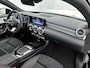 Mercedes-Benz A-klasse 250 e Business Solution AMG | AMG Line Plus pakket | Antidiefstalpakket URBAN GUARD PLUS | Smartphone-integratie | Head-up display | Panoramaschuifdak | Nightpakket | Sierdelen aluminium |