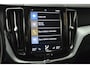 Volvo XC60 T5 Inscription | Pilot-Assist | Trekhaak 2400KG | Stoel + Stuur Verwarmd | Apple CarPlay | Elektrische stoelen |