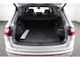 Volkswagen Tiguan Allspace 1.5 TSI R-Line Business 7p. 150 pk DSG | Verlengde garantie | Navigatie | Panoramadak | Parkeersensoren | Adaptieve cruise control | Stoelverwarming | Matrix LED koplampen |