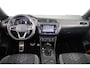 Volkswagen Tiguan Allspace 1.5 TSI R-Line Business 7p. 150 pk DSG | Verlengde garantie | Navigatie | Panoramadak | Parkeersensoren | Adaptieve cruise control | Stoelverwarming | Matrix LED koplampen |
