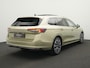 Skoda Superb Combi 1.5 TSI 204 pk DSG PHEV Laurin & Klement | Panoramadak | Trekhaak | Adaptieve onderstelregeling(DCC) | Leder | CANTON sound | Stoelventilatie | 18 inch