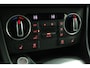 Audi Q3 1.4 TFSI CoD 150PK S Line Edition | Navigatie | Climate Control | Cruise Control | 17" Velgen |
