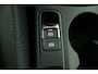 Audi Q3 1.4 TFSI CoD 150PK S Line Edition | Navigatie | Climate Control | Cruise Control | 17" Velgen |