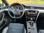 Volkswagen Passat Variant GTE Highline 1.4 - LED - Panoramadak - trekhaak - navi - climate -