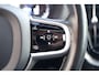 Volvo XC60 T6 Recharge AWD R-Design | Panoramadak | Stoelverwarming | Parkeercamera | BLIS | Pilot Assist | 21 Inch | Glossy Black | Keyless