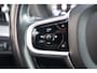 Volvo XC60 T6 Recharge AWD R-Design | Panoramadak | Stoelverwarming | Parkeercamera | BLIS | Pilot Assist | 21 Inch | Glossy Black | Keyless