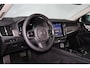 Volvo V90 T6 Recharge AWD Plus Dark - IntelliSafe Assist & Surround - 360º Camera - Harman/Kardon audio - Adaptieve LED koplampen - Verwarmde voorstoelen, stuur & achterbank - Parkeersensoren voor & achter - Elektr. bedienb. voorstoelen met geheugen - Extra getint glas - Elektr. inklapbare trekhaak - 19' LMV