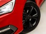 SEAT Leon 1.5 TSI FR Sport Automaat (SCHUIFDAK, APPLE CARPLAY, VIRTUAL COCKPIT, CAMERA, STOEL/STUURVERWARMING, GETINT GLAS, SPORTSTOELEN, KEYLESS, NIEUWE APK, NIEUWSTAAT)