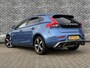 Volvo V40 2.0 T4 Business Sport | Trekhaak | Panoramadak | Lederen bekleding | Parkeersensoren voor + achter | Standkachel | Navigatie | Keyless | Volvo On Call | Stoelverwarming | Climate control | Getint glas |